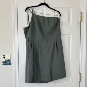 Kate Kasin One Shoulder Dual Strap Smocked Back Romper with Pockets